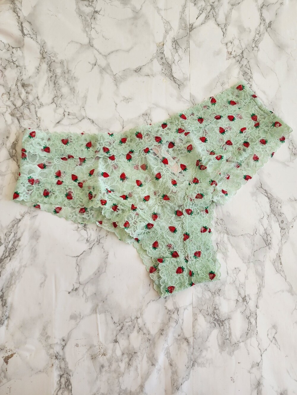 Victoria's Secret Lacie Cheeky Panty  Strawberry Print  XL